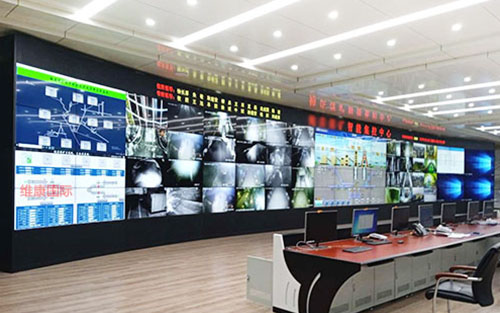 监控显示屏用lcd拼接屏好还是led显示屏好？